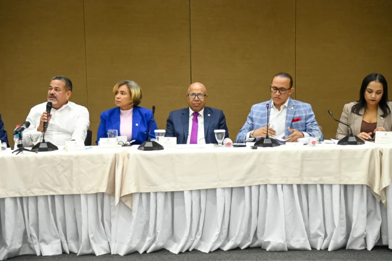 Diputados socializan proyecto de ley sobre producción orgánica con el CONAO