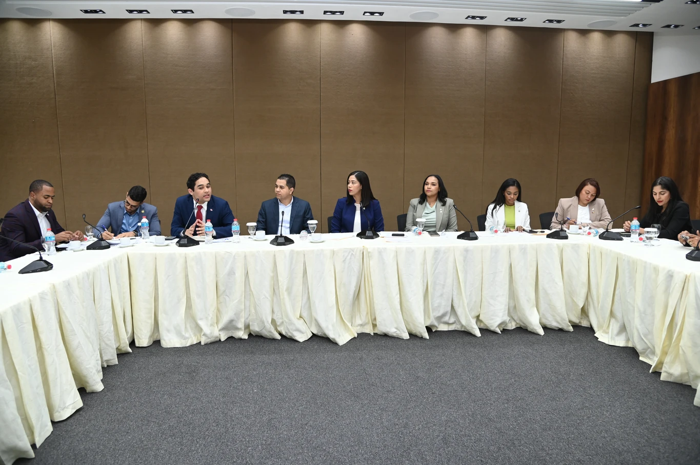 0f57f2_60b5101565354d3c9990fd1ce2e915a3~mv2